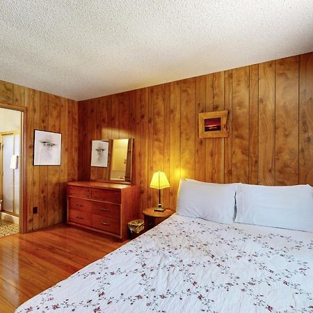 Villa Pineland Escape à Tahoe City Extérieur photo